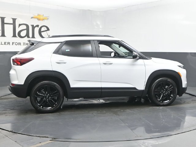 New 2026 Chevrolet TrailBlazer LT w/ Convenience Package FWD image 15