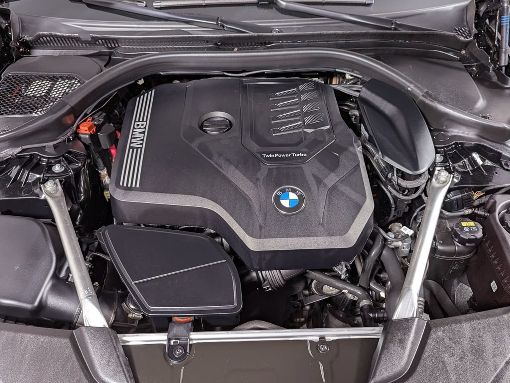 Used 2022 BMW 530i xDrive w/ Executive Package AWD/4WD image 46