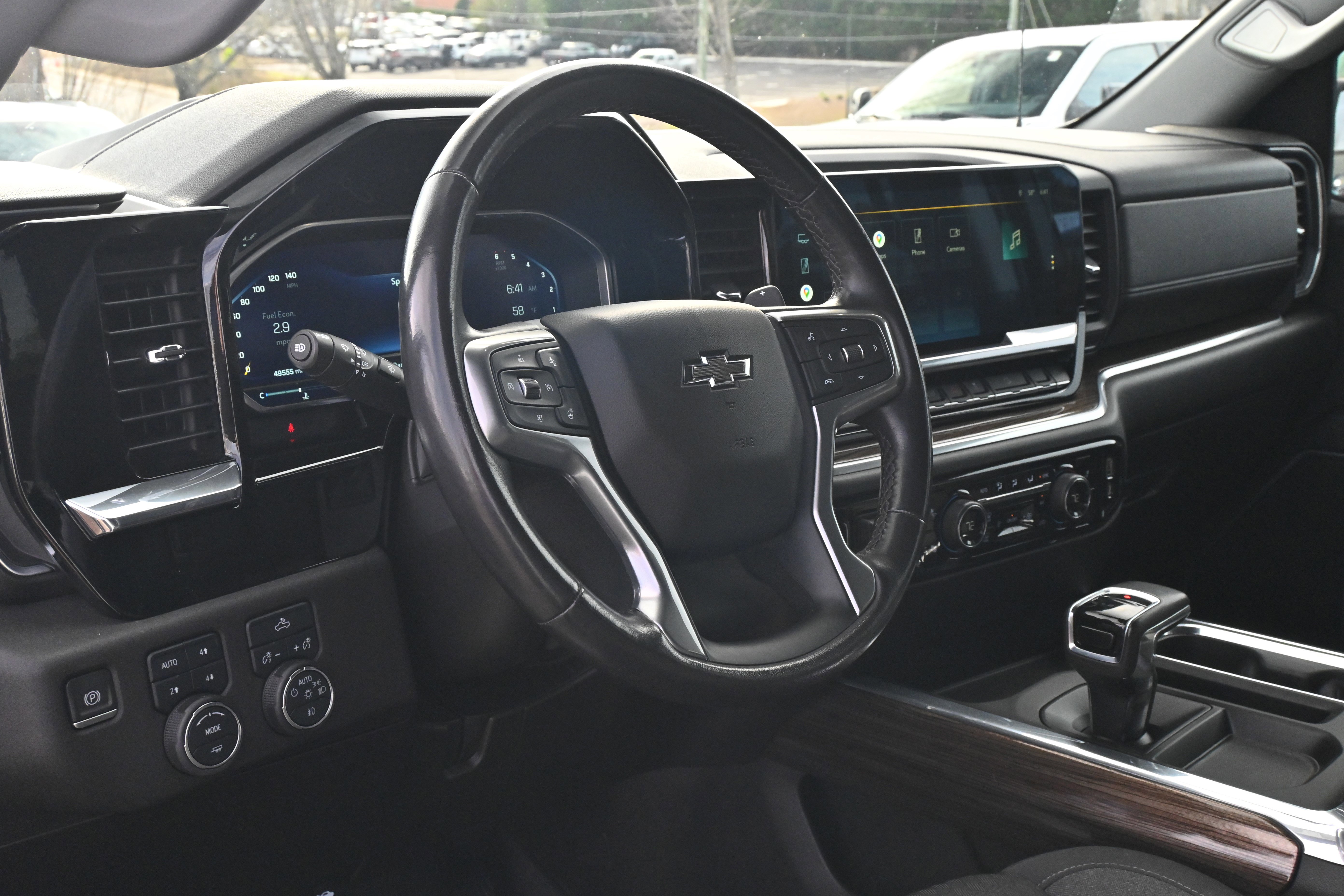 Used 2022 Chevrolet Silverado 1500 RST image 3