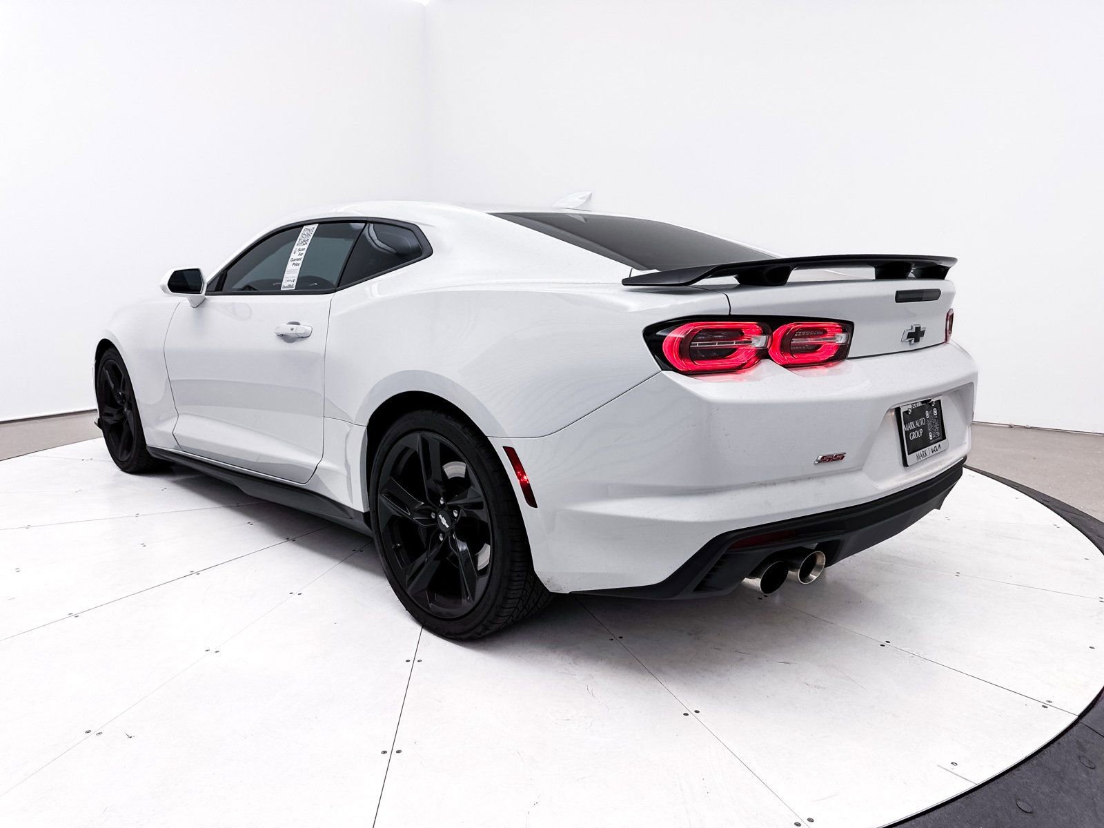 Used 2019 Chevrolet Camaro SS image 15