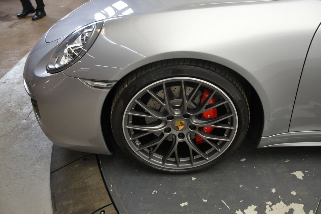 Certified 2019 Porsche 911 Carrera 4S image 13