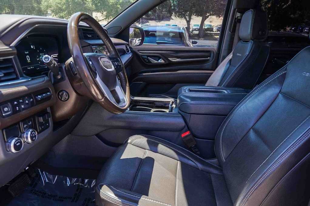 Used 2022 GMC Yukon XL Denali w/ Denali Premium Package RWD image 19