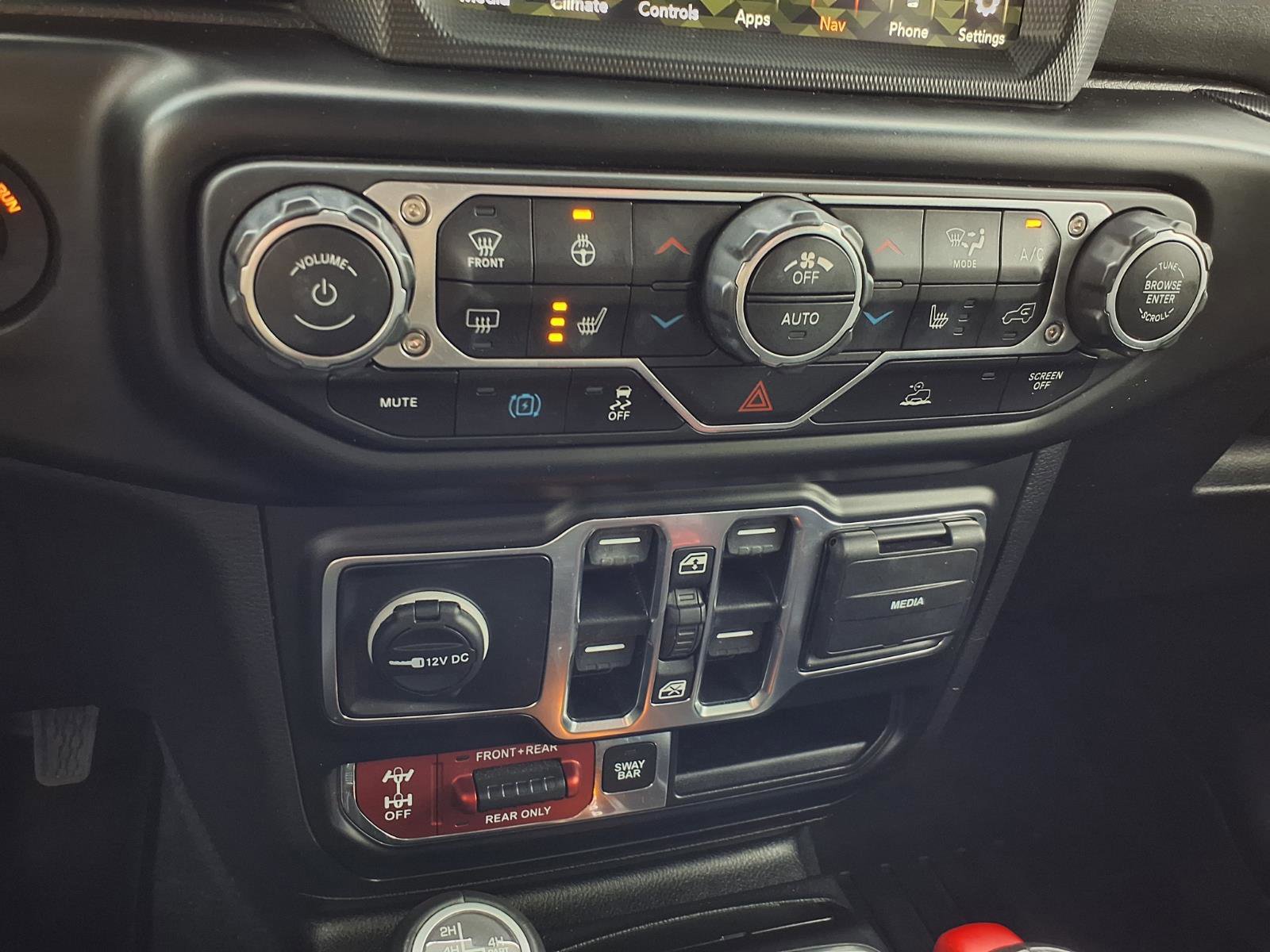 Used 2022 Jeep Wrangler Unlimited Rubicon 4xe w/ Cold Weather Group image 21