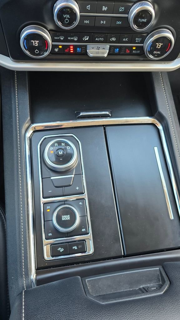 Used 2023 Ford Expedition Max XLT image 31