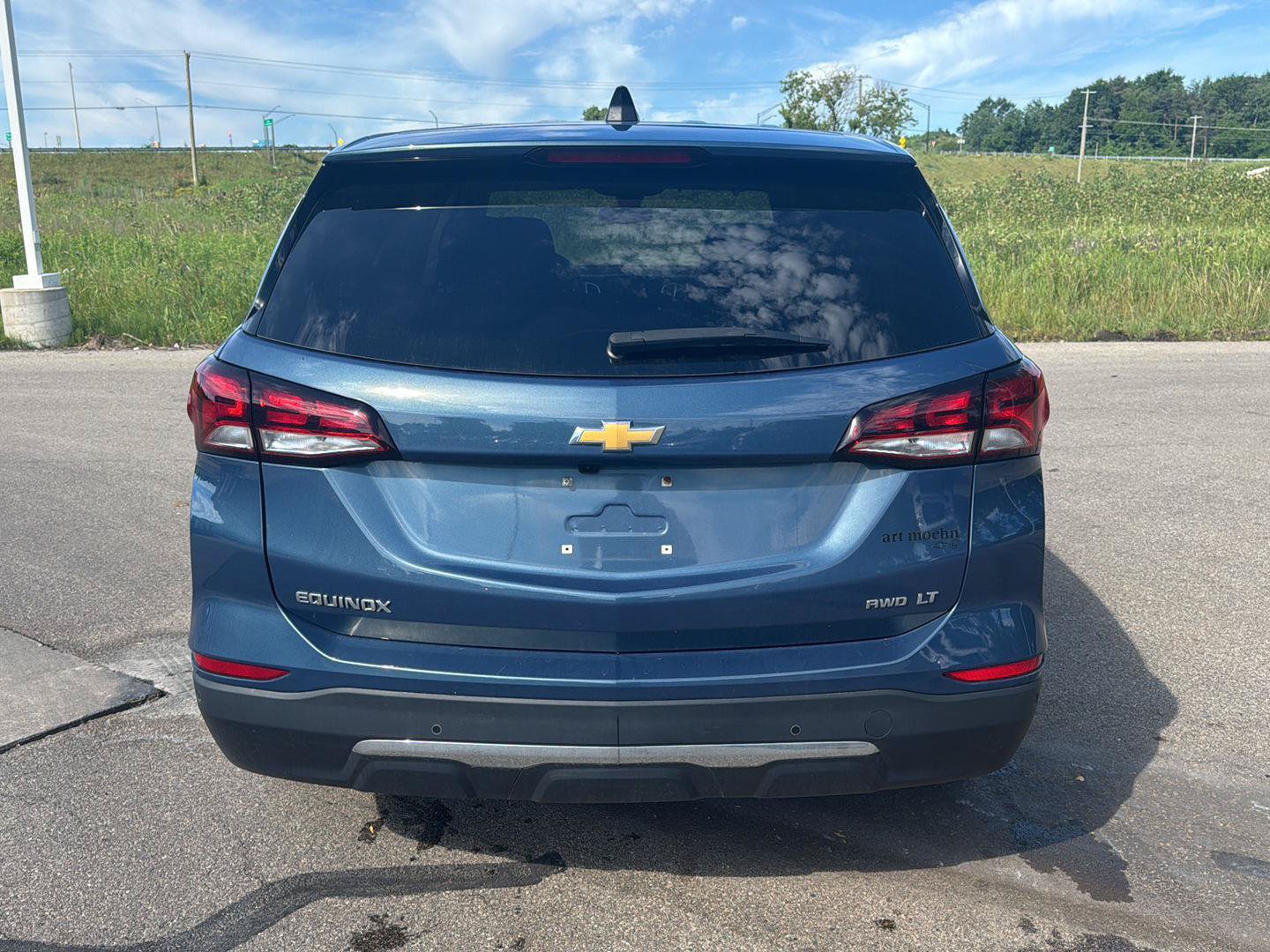 Used 2024 Chevrolet Equinox LT AWD/4WD image 4