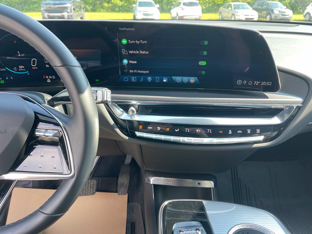 Certified 2024 Cadillac Lyriq Tech AWD/4WD image 11