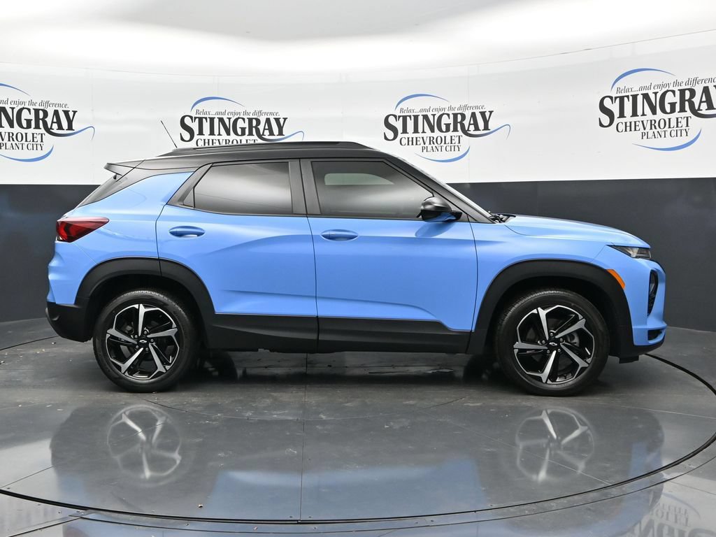 Used 2023 Chevrolet TrailBlazer RS w/ Sun and Liftgate Package AWD/4WD image 8