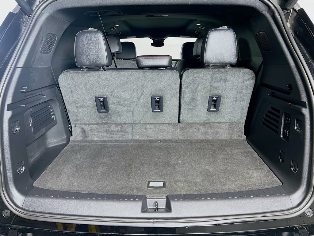 Used 2024 Chevrolet Traverse RS image 27