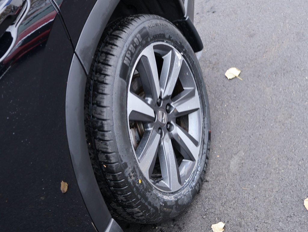 Certified 2023 Honda Pilot Black Edition image 34