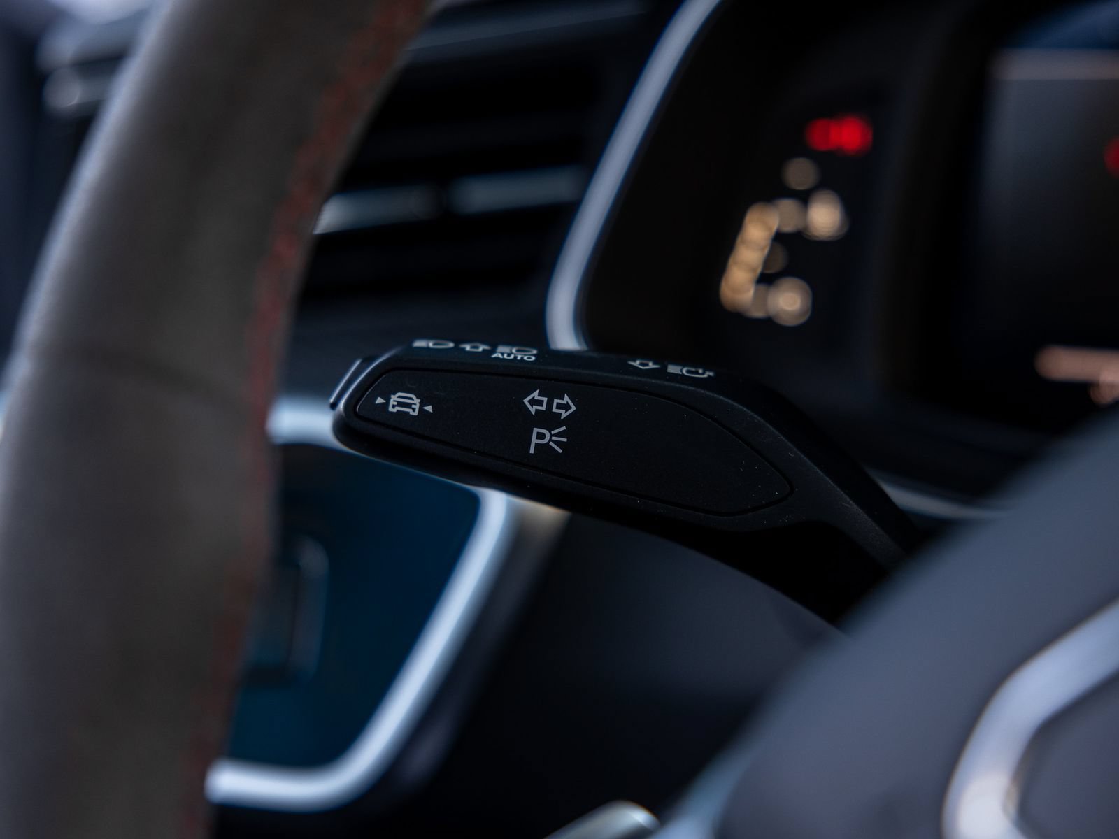 Used 2023 Audi RS 6 AWD/4WD image 48