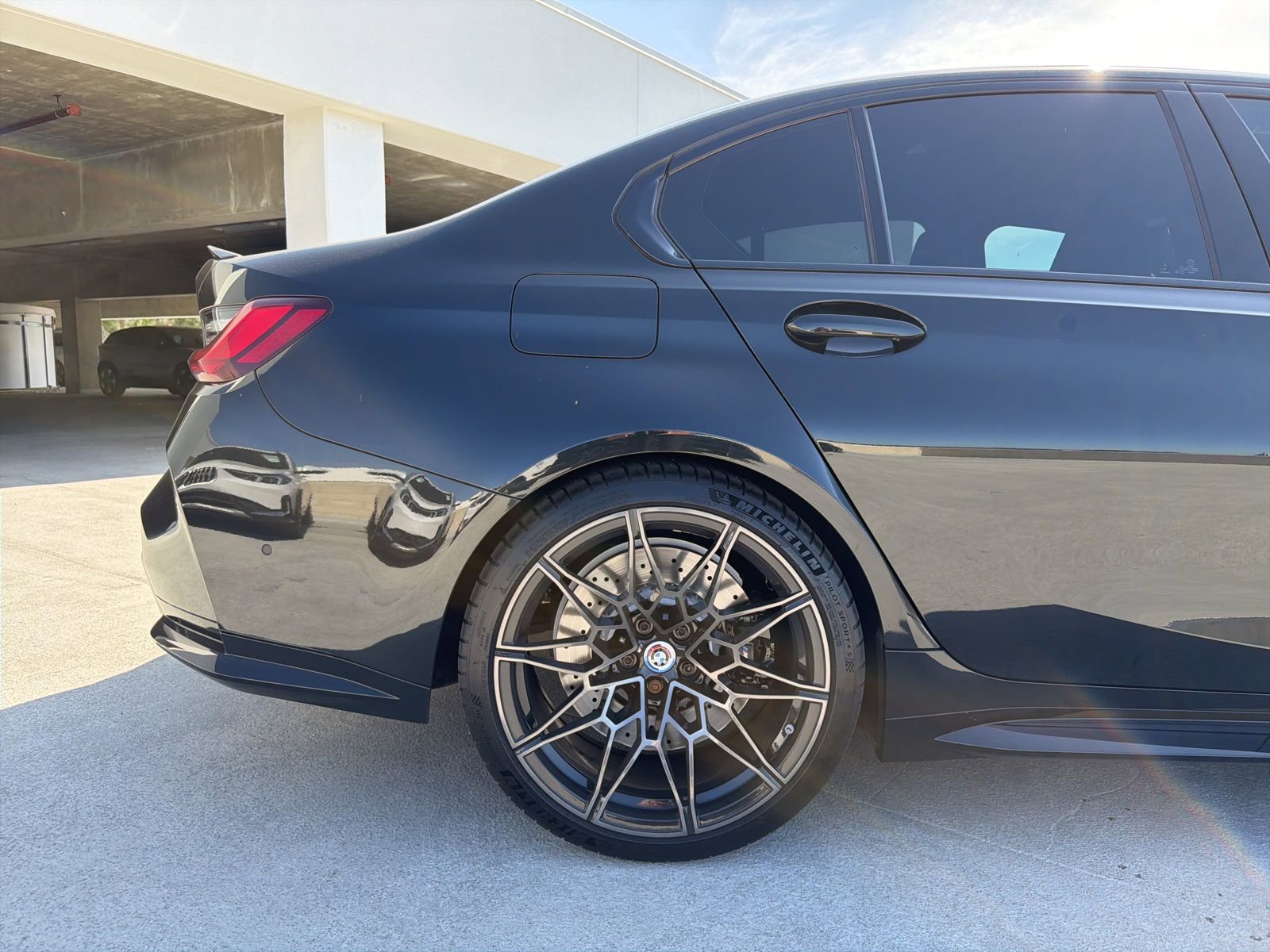 Used 2023 BMW M3 Competition w/ M Carbon Exterior Package image 5