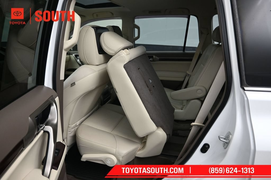 Used 2017 Lexus GX 460 AWD/4WD image 31