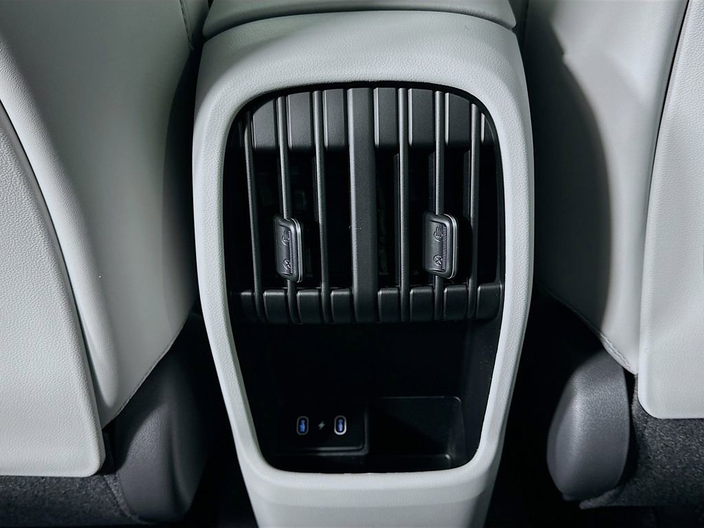 New 2026 Hyundai Kona Limited image 17