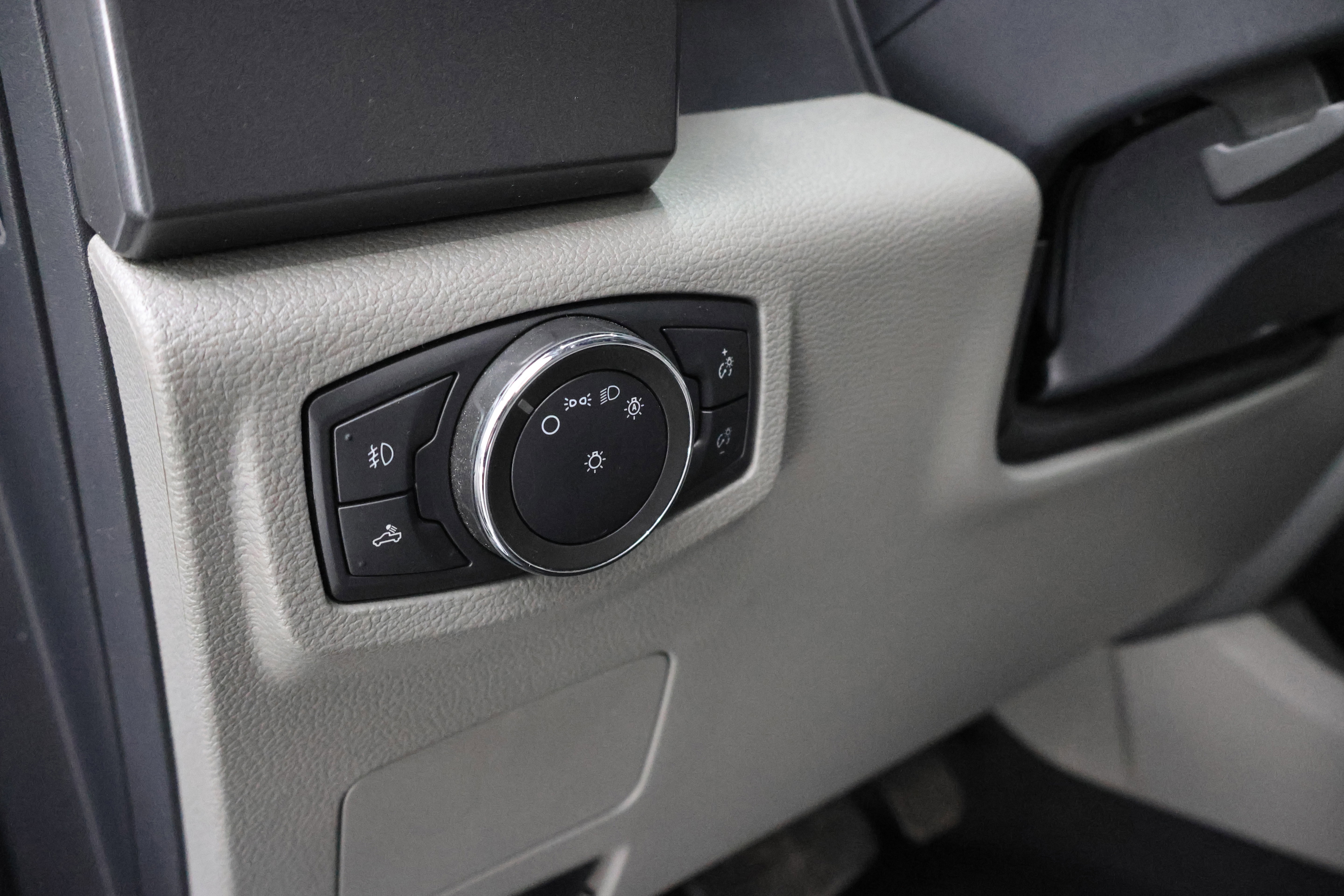 Used 2022 Ford F250 XLT w/ Black Appearance Package image 42