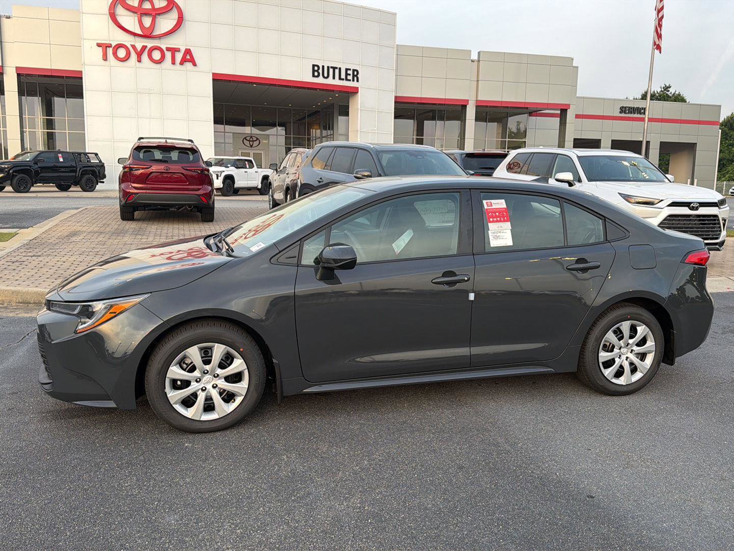 New 2026 Toyota Corolla LE image 3