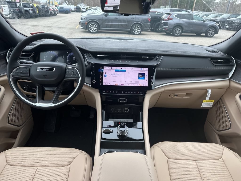 New 2026 Jeep Grand Cherokee L Limited AWD/4WD image 14