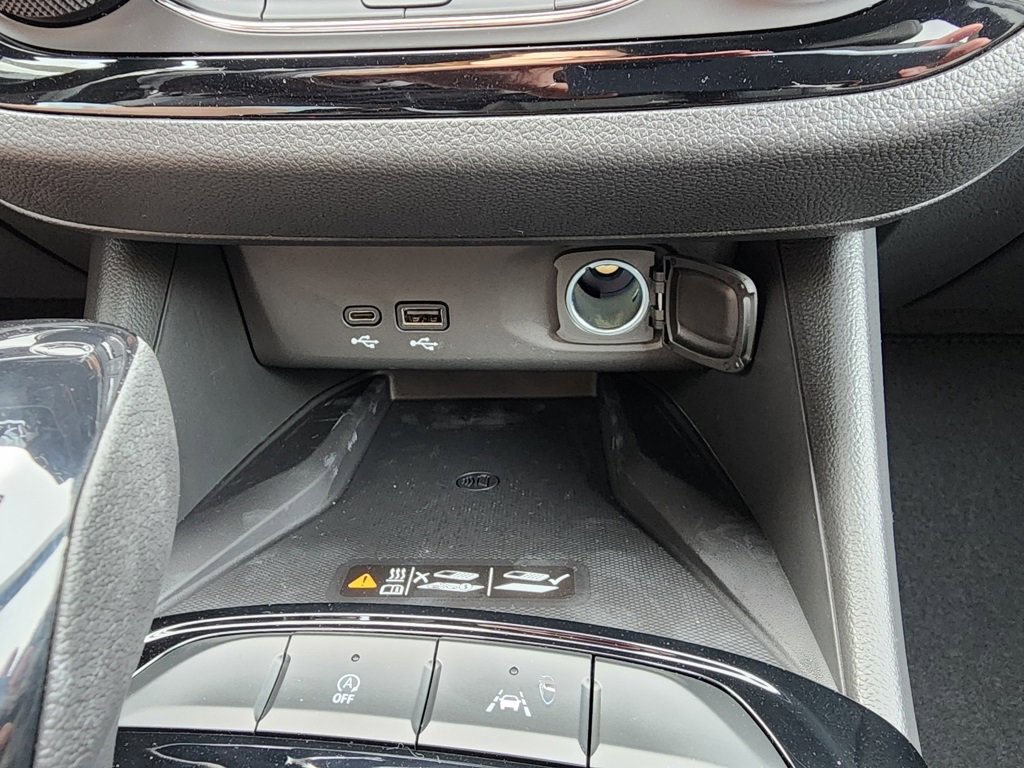 New 2026 Buick Envista Sport Touring image 28