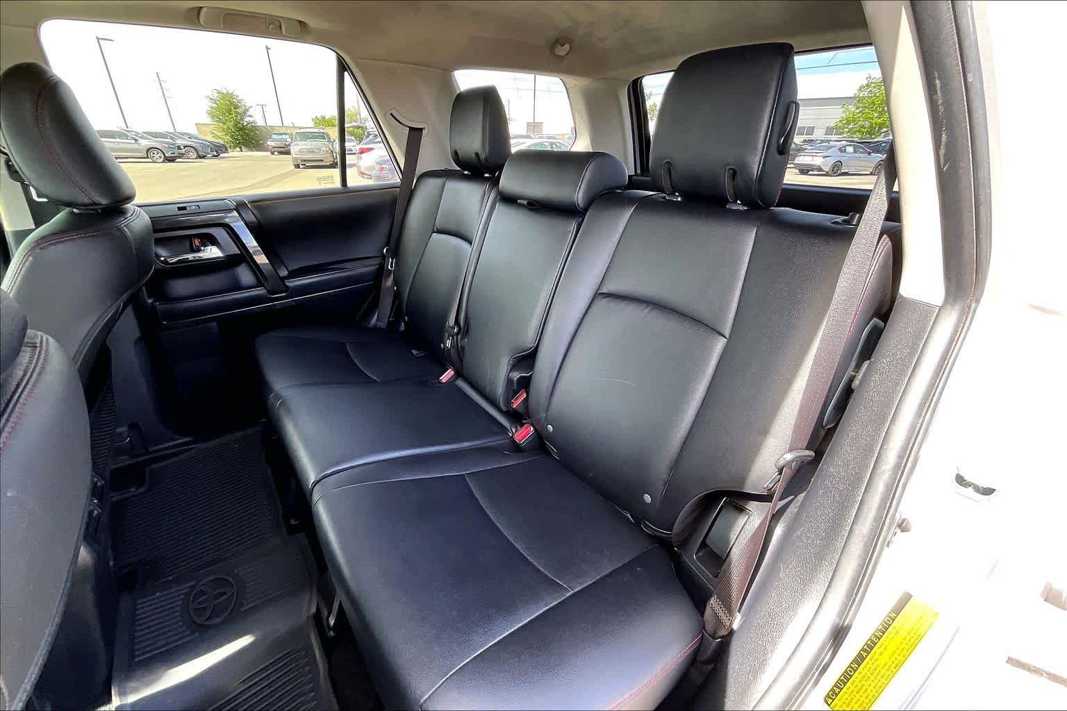 Used 2024 Toyota 4Runner TRD Off-Road Premium w/ Moonroof Package AWD/4WD image 20