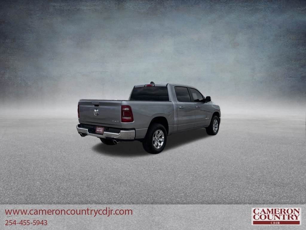 Used 2024 RAM 1500 Laramie AWD/4WD image 3
