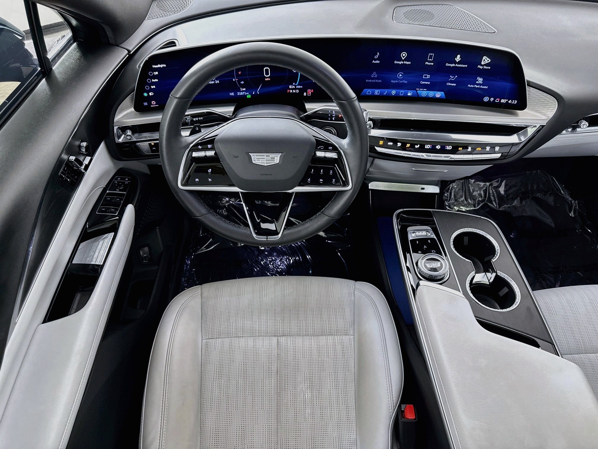 Used 2024 Cadillac Lyriq Luxury RWD image 25