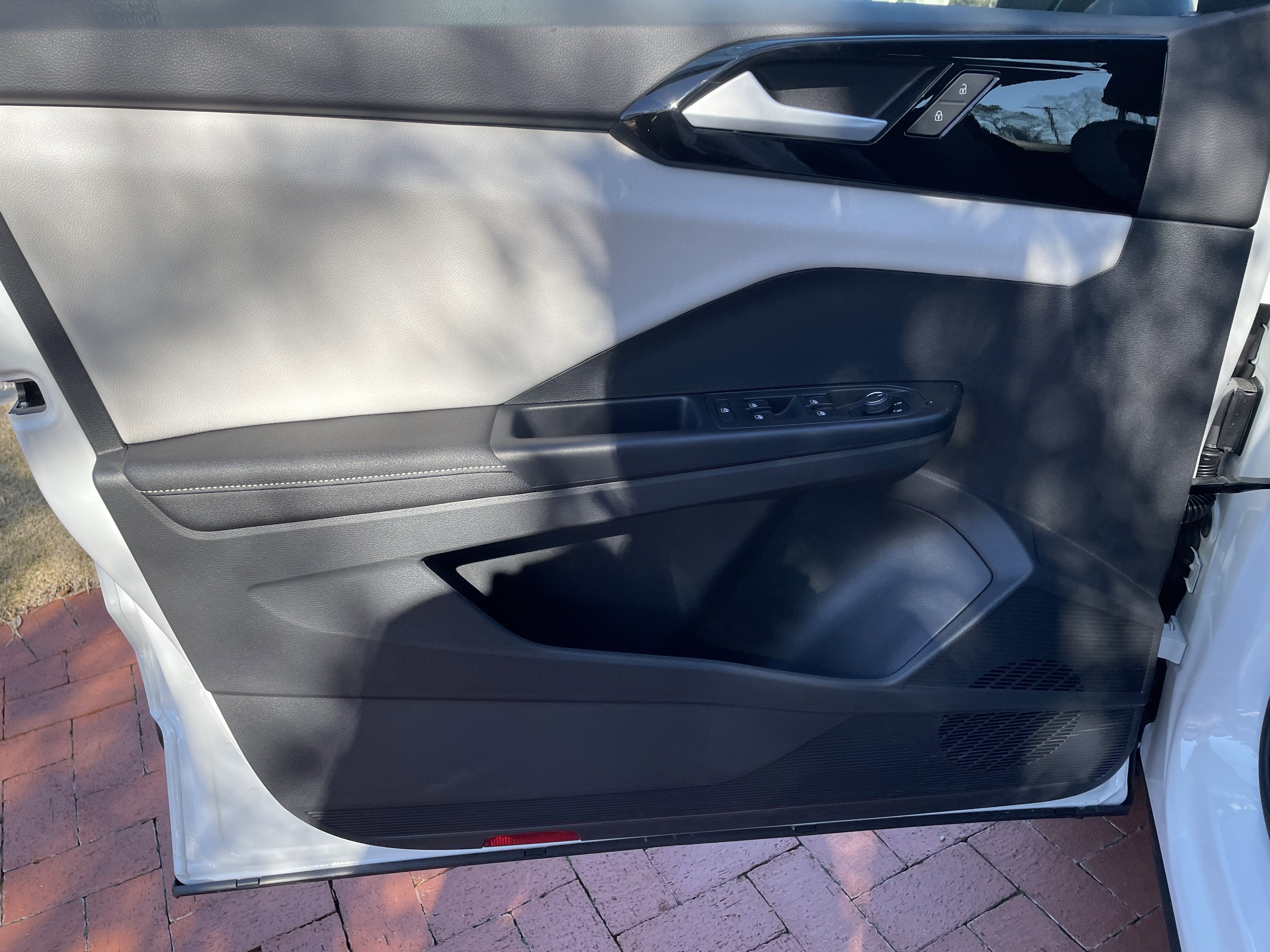 New 2026 Volkswagen Taos S FWD image 13