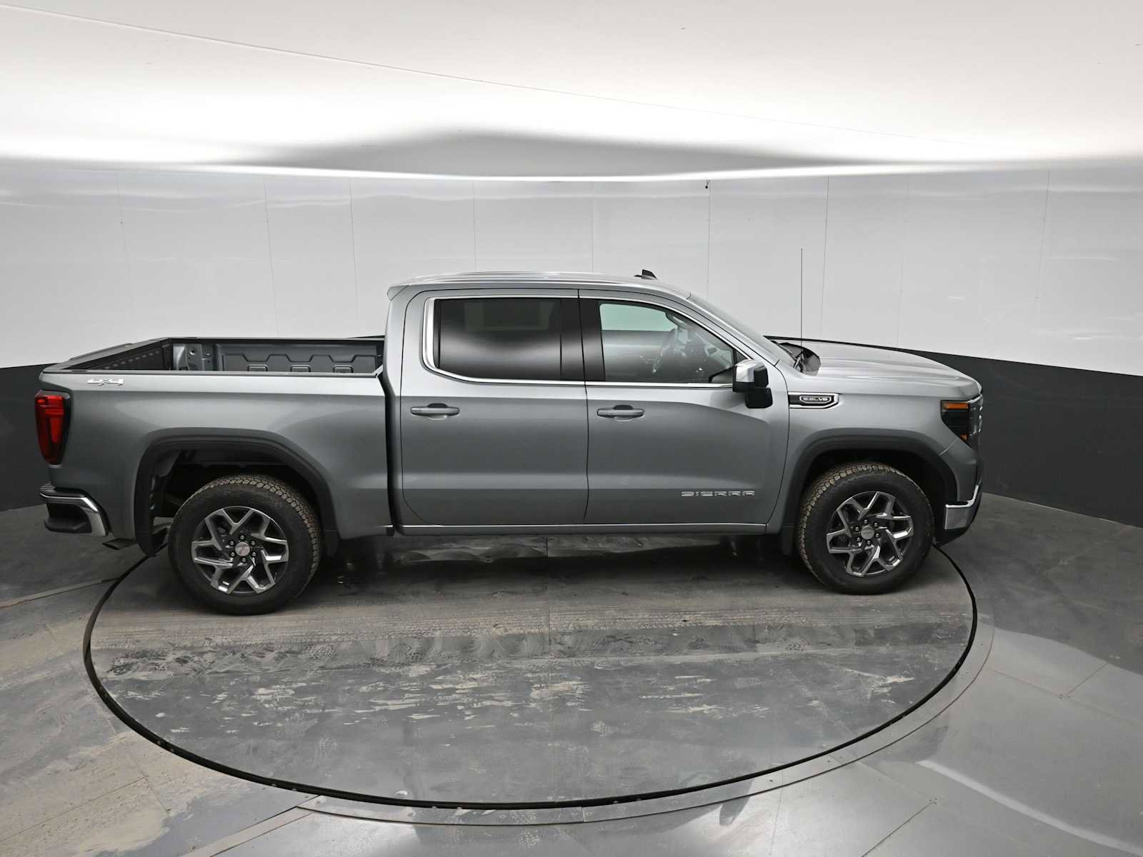 New 2026 GMC Sierra 1500 SLE AWD/4WD image 31