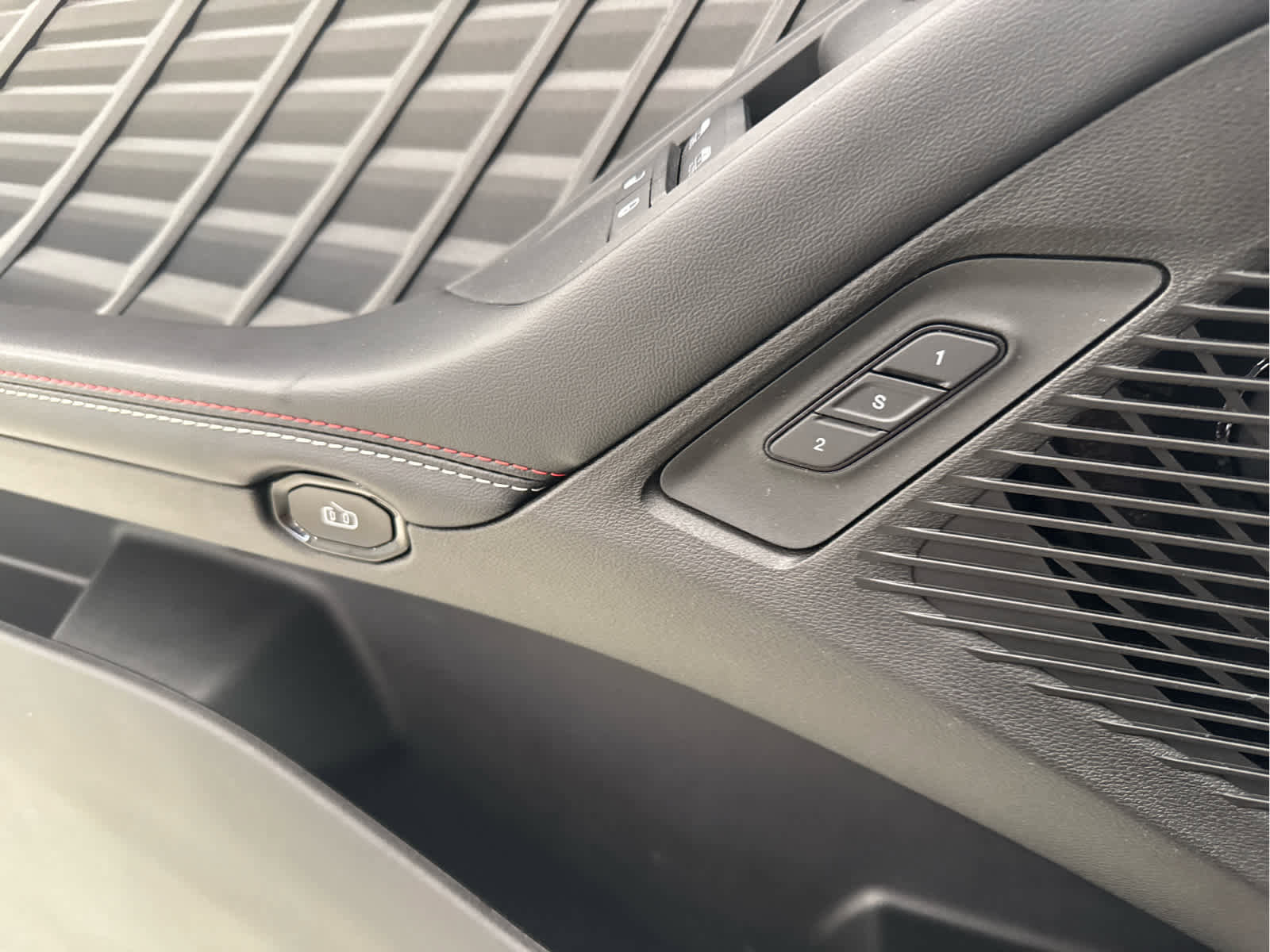 Used 2024 Dodge Charger Scat Pack w/ Plus Group image 32