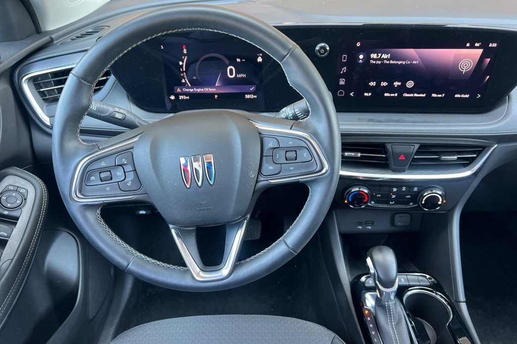 Used 2024 Buick Encore GX Preferred w/ Comfort Package image 11