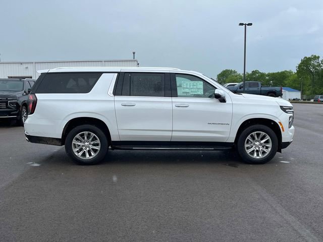 New 2025 Chevrolet Suburban Premier video 2