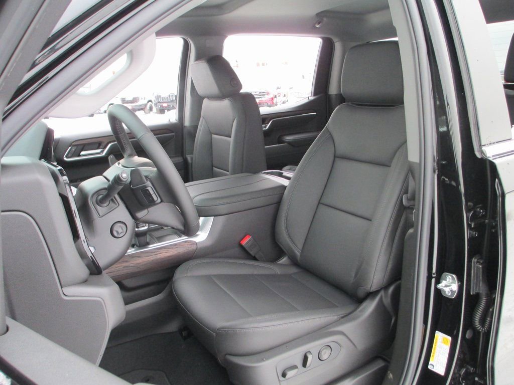 New 2026 GMC Sierra 1500 SLT w/ SLT Convenience Package image 14