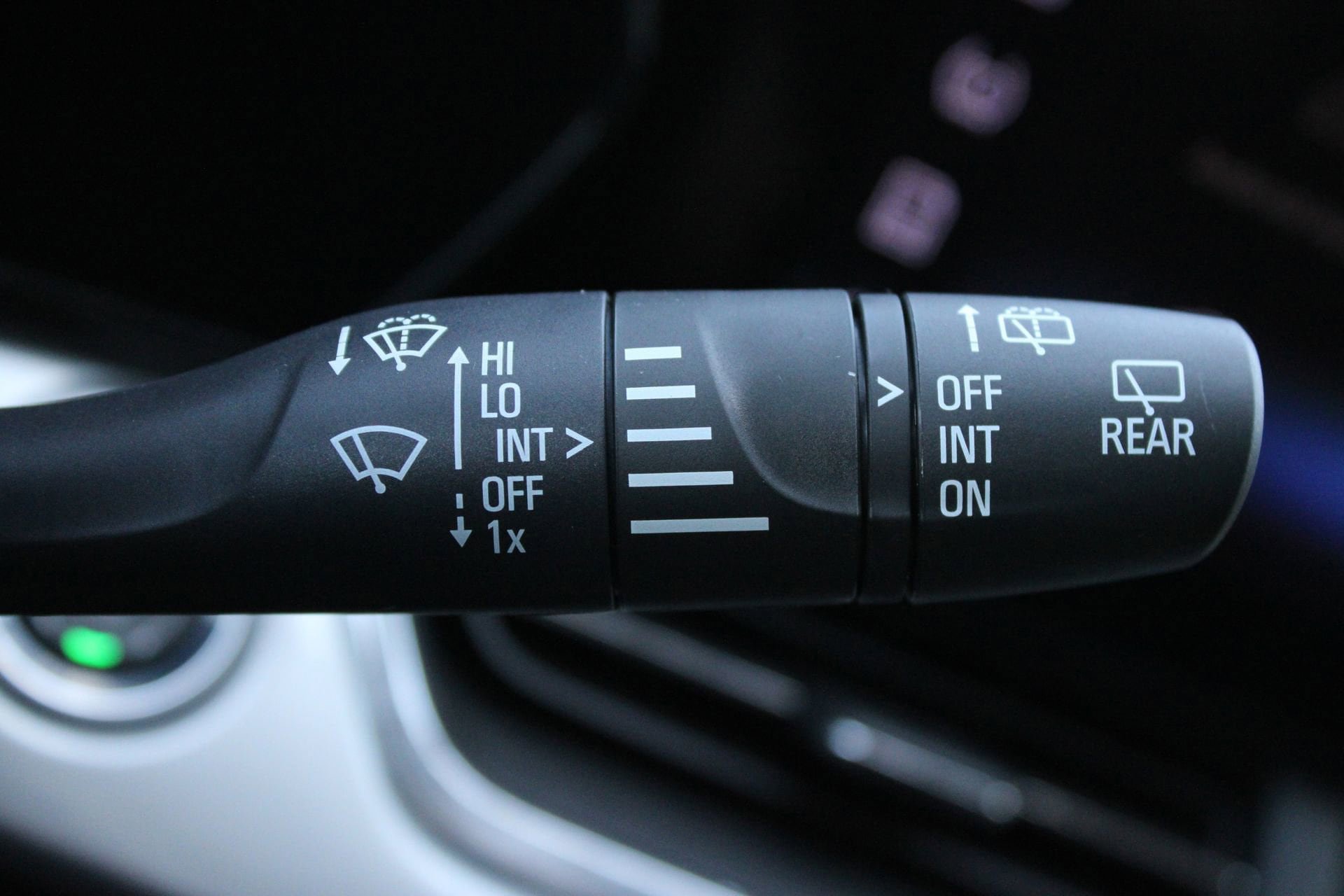 New 2026 Chevrolet Trax LT w/ Driver Confidence Package FWD image 31
