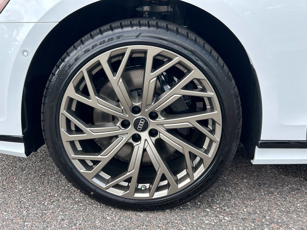 New 2026 Audi A8 L 3.0T AWD/4WD image 40
