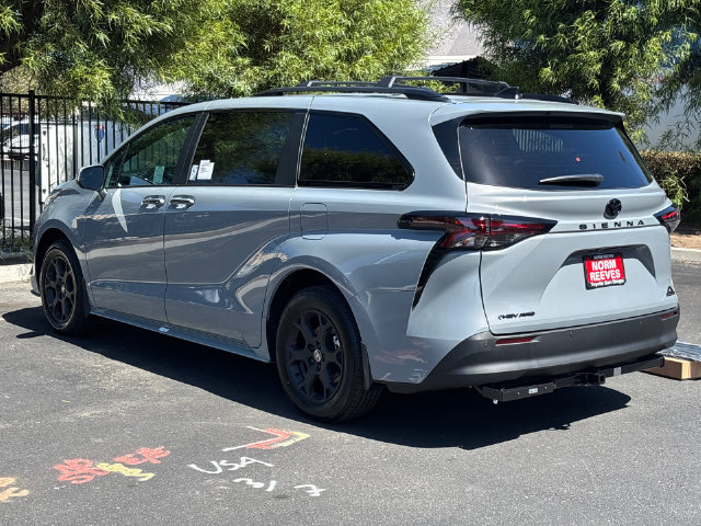 New 2026 Toyota Sienna XLE Woodland Edition AWD/4WD image 13