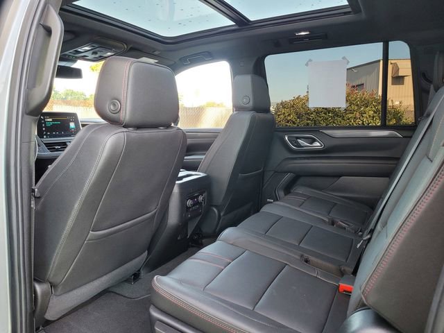 Used 2023 Chevrolet Suburban RST AWD/4WD image 16