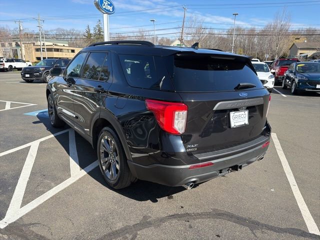 Used 2023 Ford Explorer XLT w/ Equipment Group 202A AWD/4WD image 5