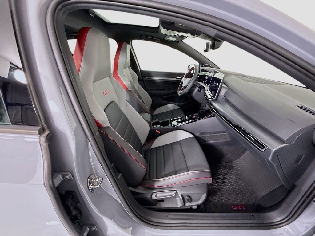 Used 2025 Volkswagen GTI Autobahn image 21