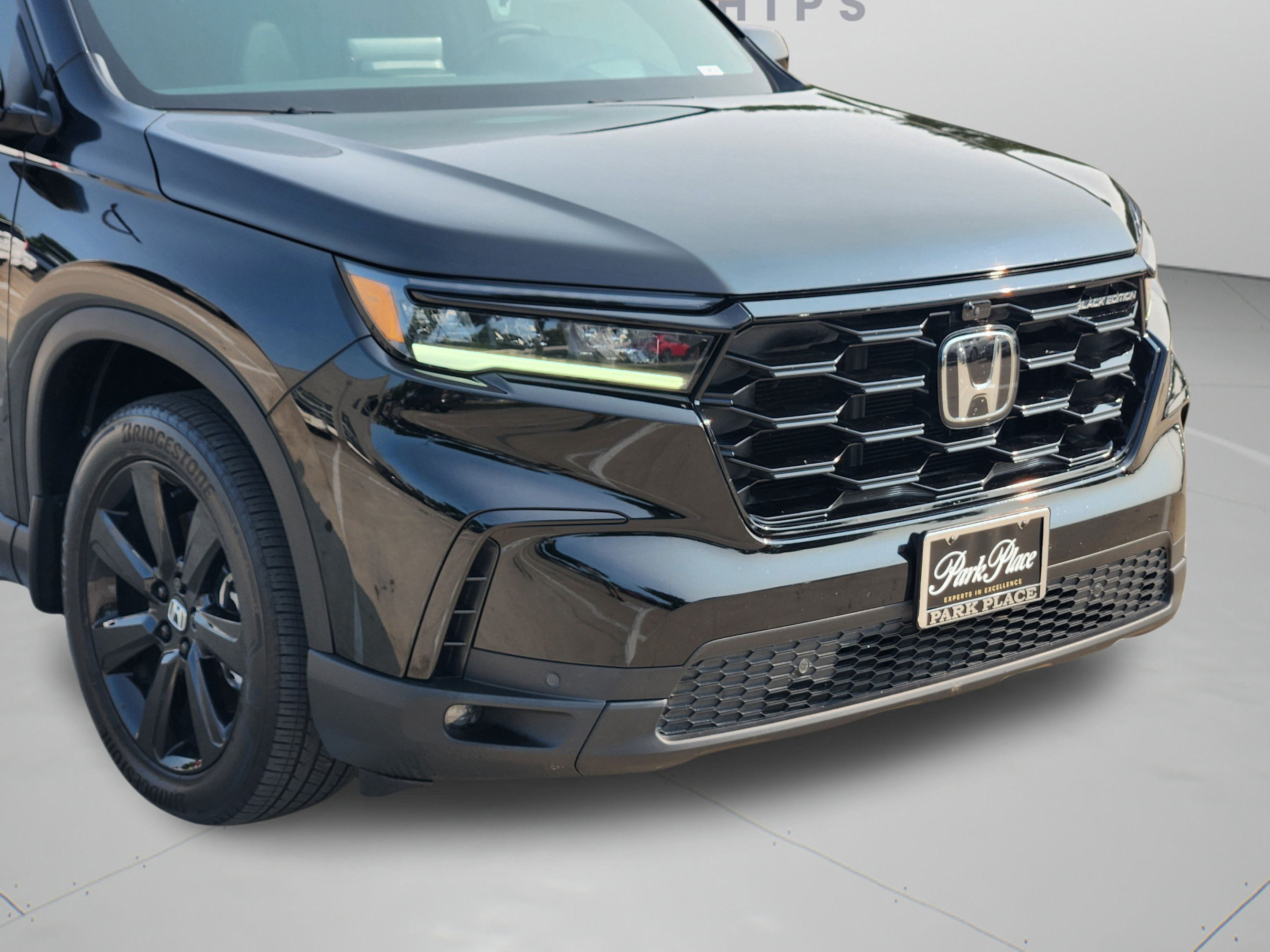Used 2025 Honda Pilot Black Edition image 35