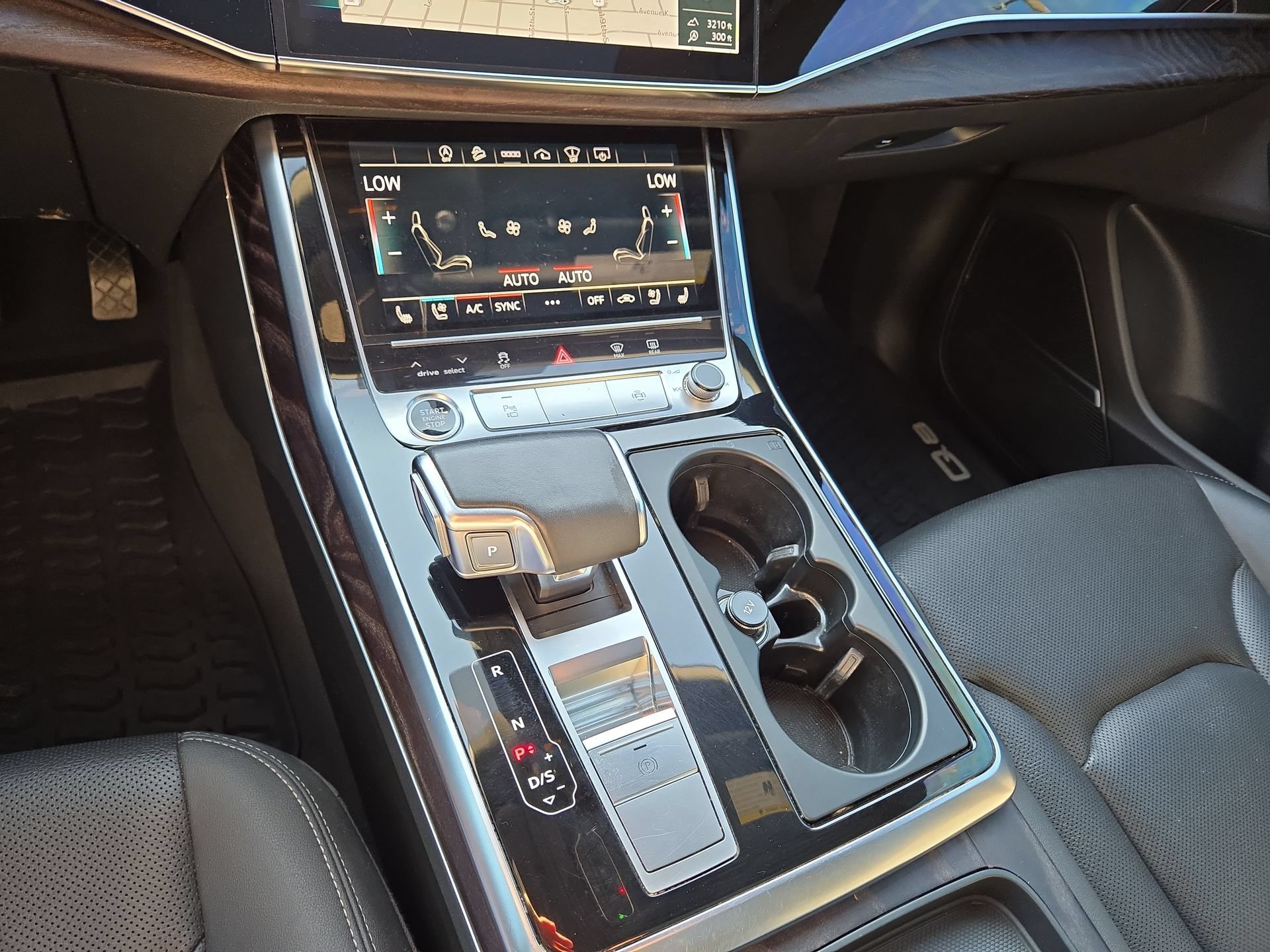 Used 2021 Audi Q8 Prestige w/ Prestige Package AWD/4WD image 22