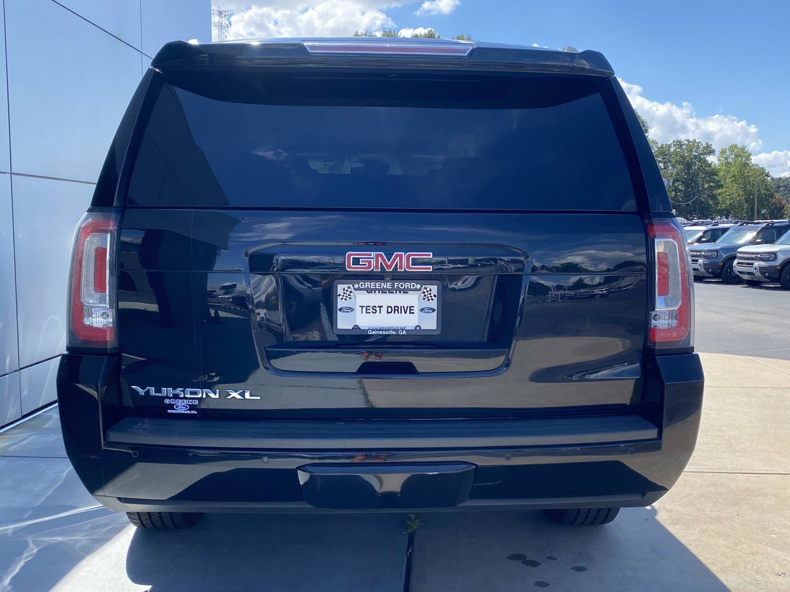 Used 2018 GMC Yukon XL SLT RWD image 5