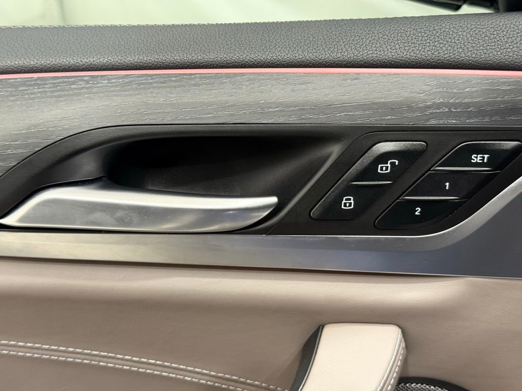 Used 2022 BMW X4 M w/ Executive Package image 33