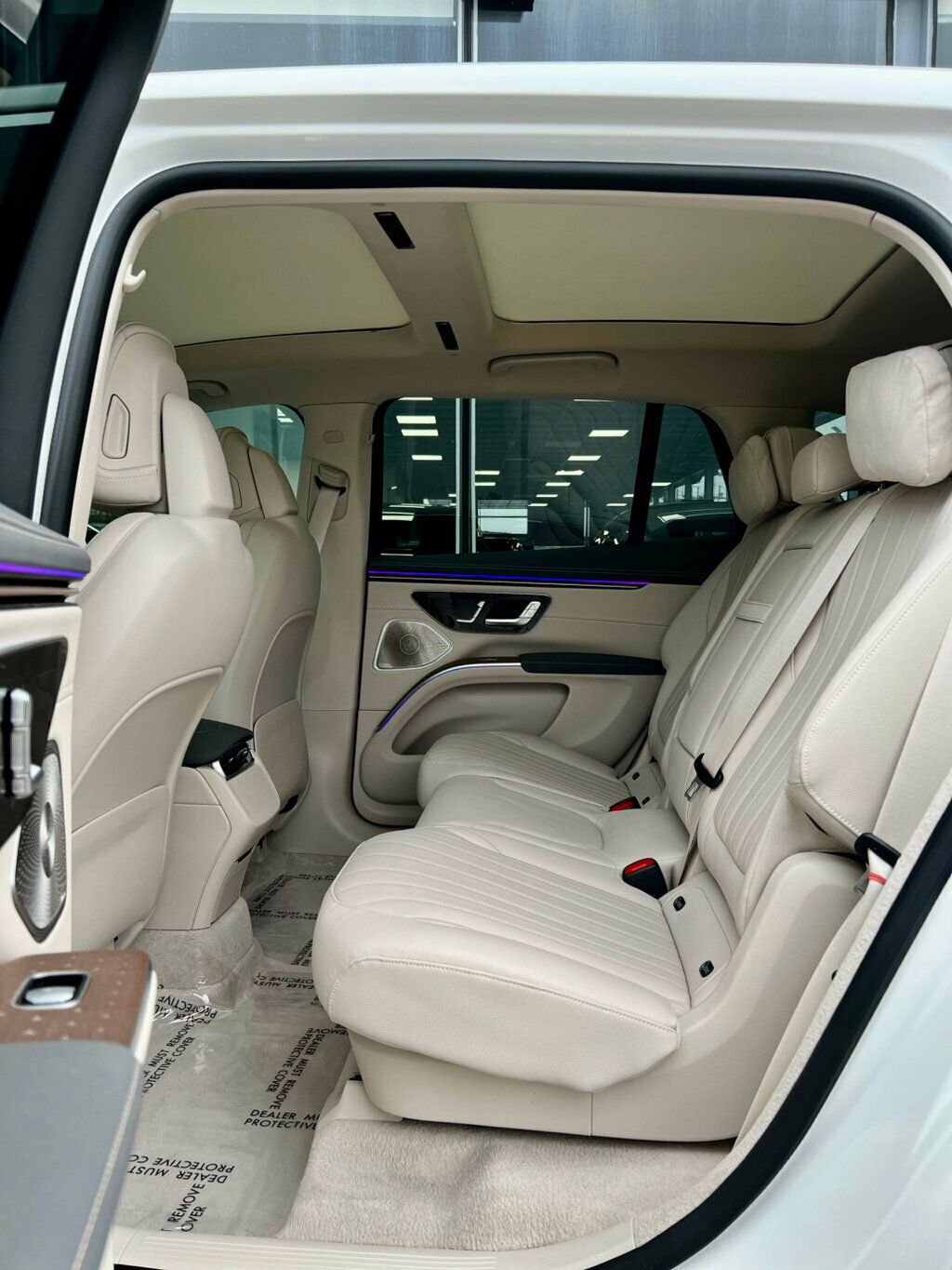 Used 2023 Mercedes-Benz EQS 450+ SUV image 16