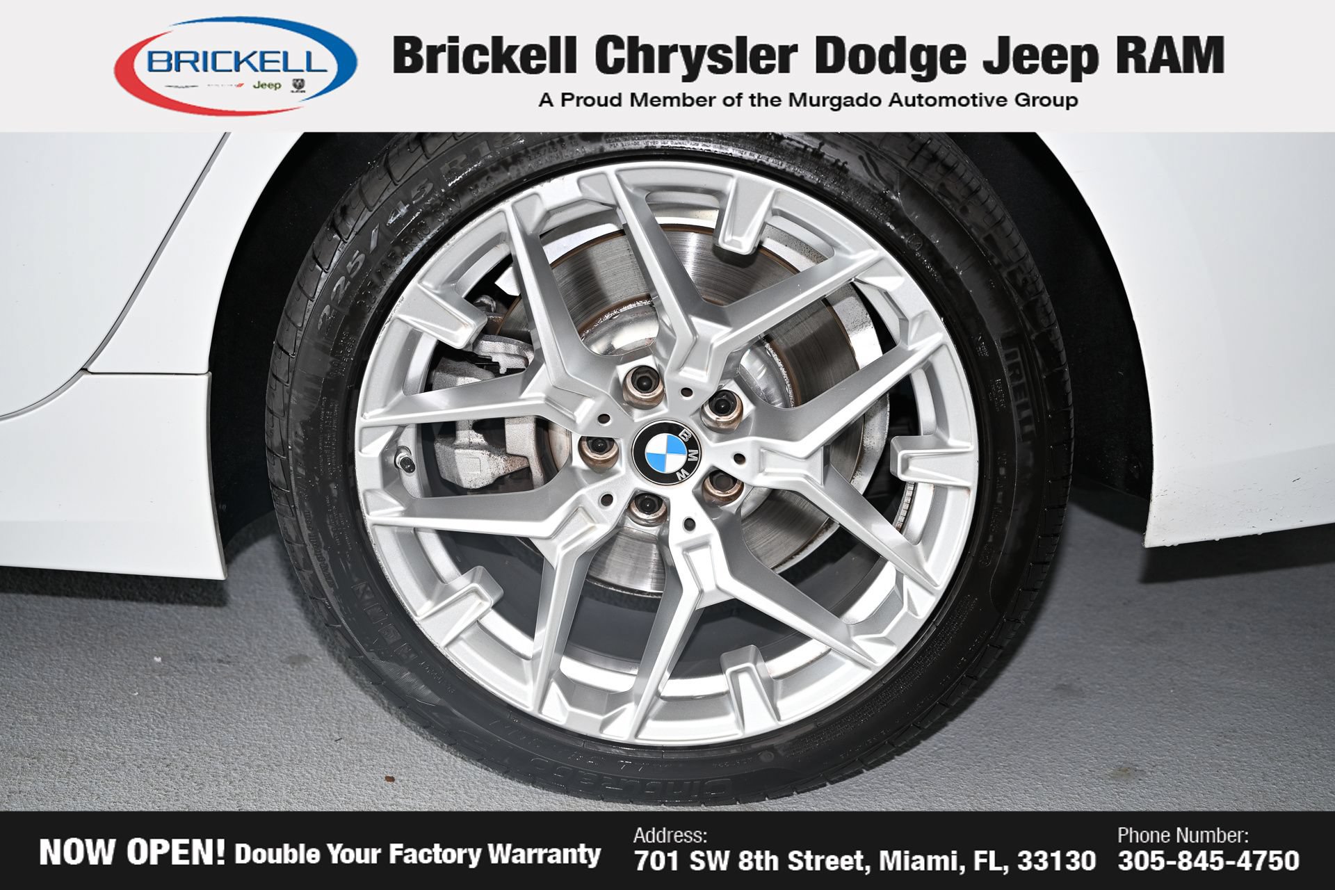 Used 2025 BMW 330i xDrive Sedan AWD/4WD image 43