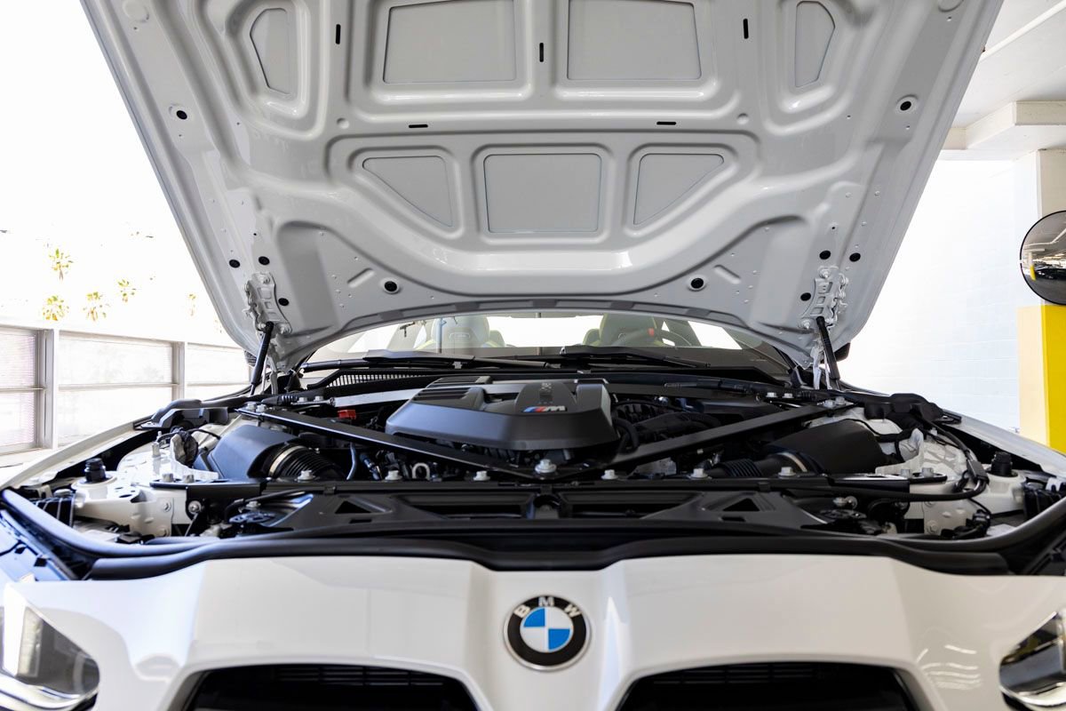 New 2026 BMW M4 Coupe w/ Parking Assistance Package RWD image 32