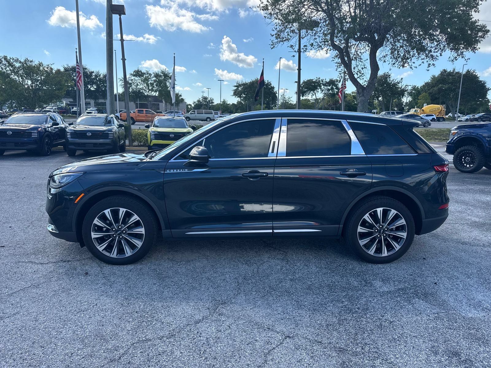 Used 2020 Lincoln Corsair Reserve w/ Equipment Group 201A FWD image 18