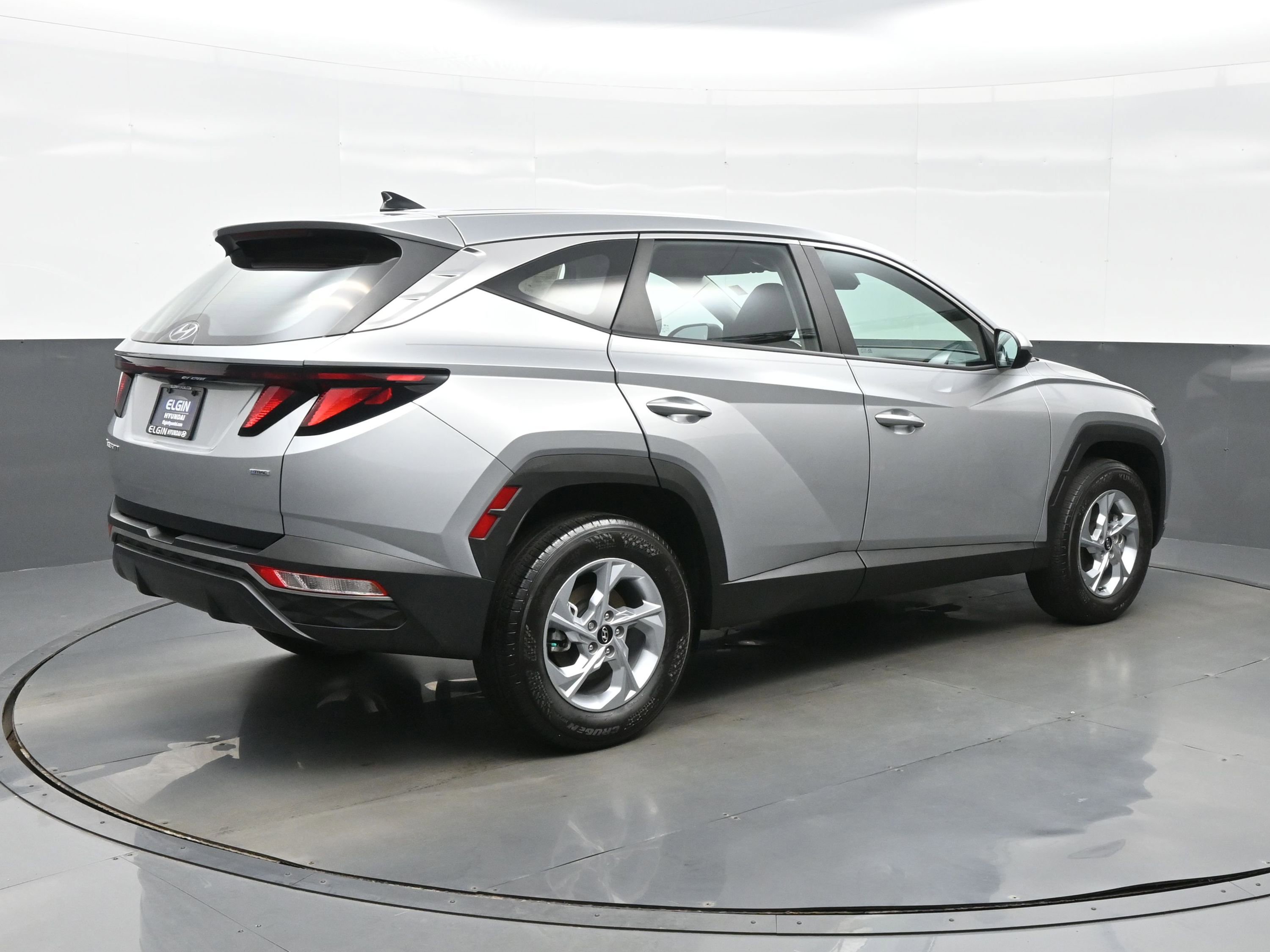 Used 2023 Hyundai Tucson SE AWD/4WD image 6