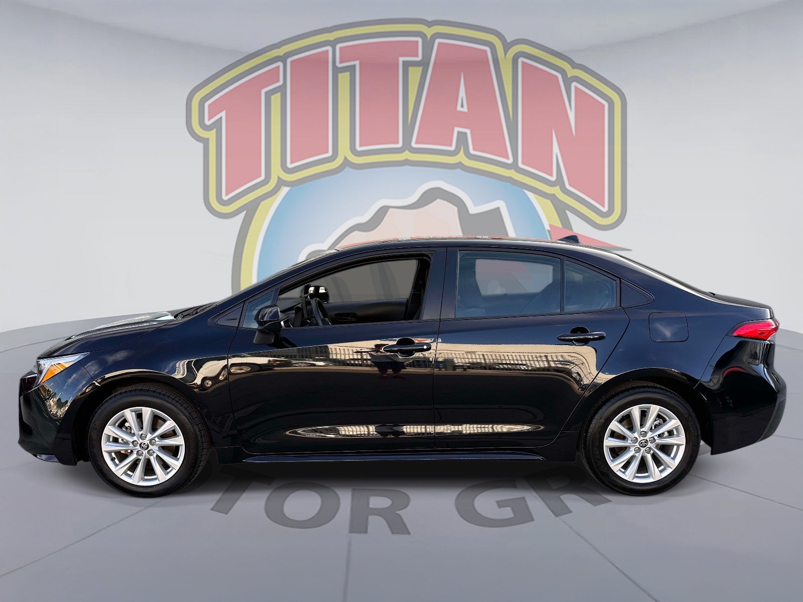 Certified 2026 Toyota Corolla LE w/ LE Premium Package FWD image 3