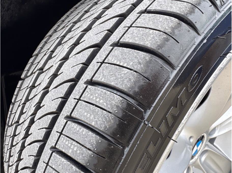 Used 2007 BMW 335i Convertible image 24