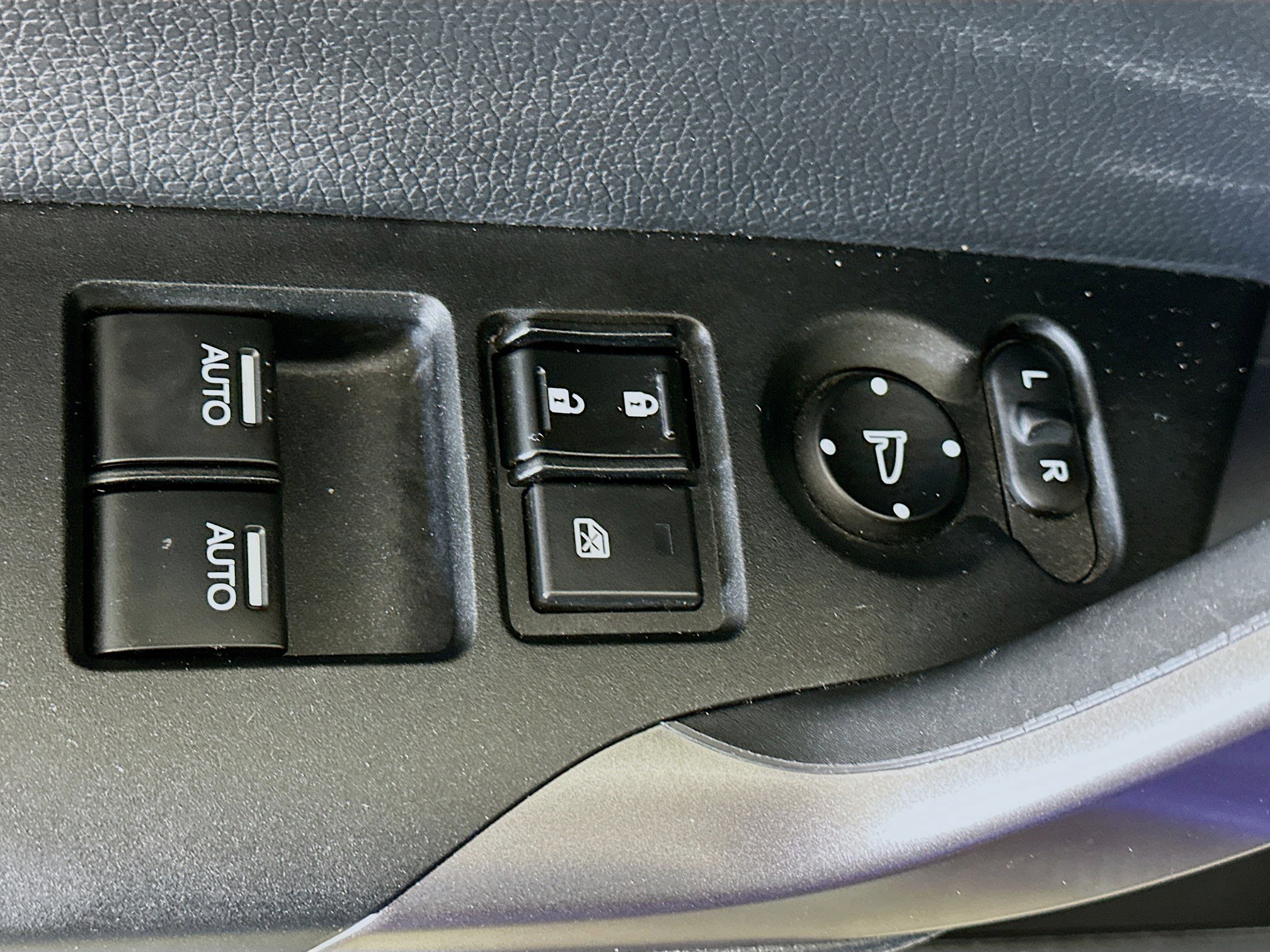 Used 2017 Honda Accord EX-L image 15