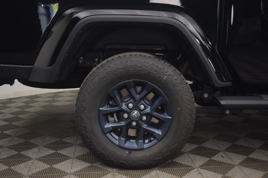 New 2026 Jeep Gladiator Sport AWD/4WD image 9