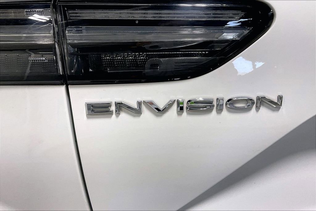 Used 2022 Buick Envision Avenir w/ Technology Package II FWD image 38